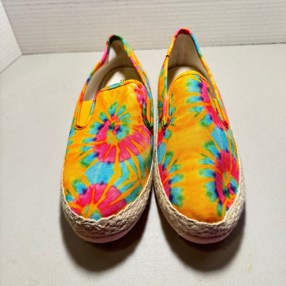 Esprit SZ 8 Tie Dye Shoes in Excellent Condition